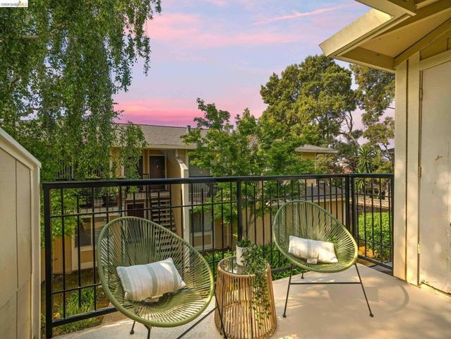 14521 Doolittle Dr, San Leandro, CA 94577