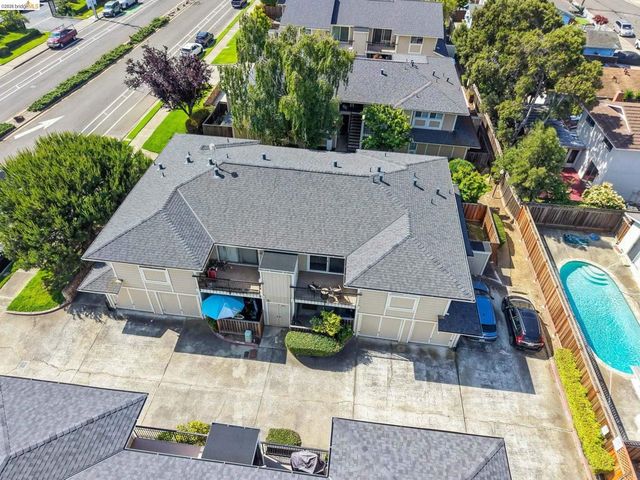14521 Doolittle Dr, San Leandro, CA 94577