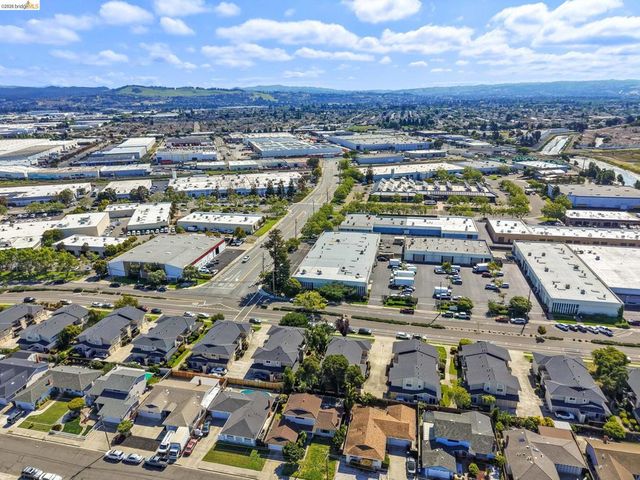 14521 Doolittle Dr, San Leandro, CA 94577