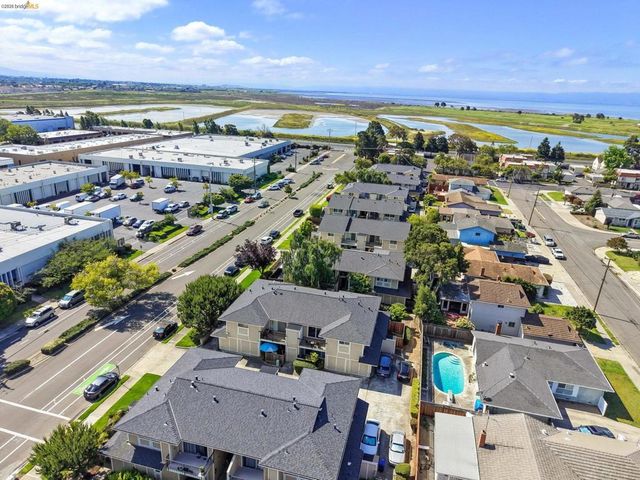 14521 Doolittle Dr, San Leandro, CA 94577