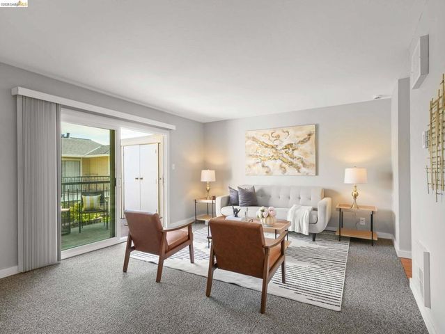 14521 Doolittle Dr, San Leandro, CA 94577