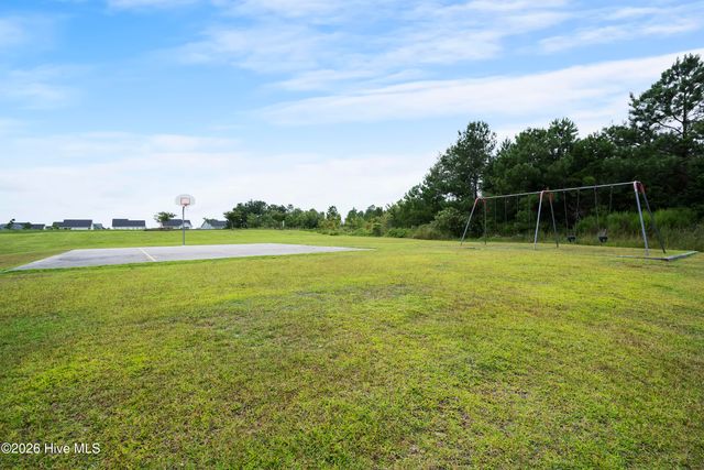 1007 Ringlet Court, Winnabow, NC 28479