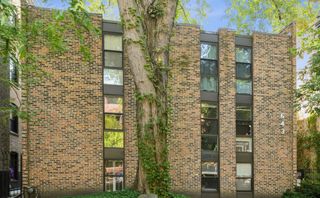 643 W Barry Avenue 1A, Chicago, IL 60657