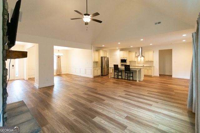 298 Walden Pond Trail, Senoia, GA 30276