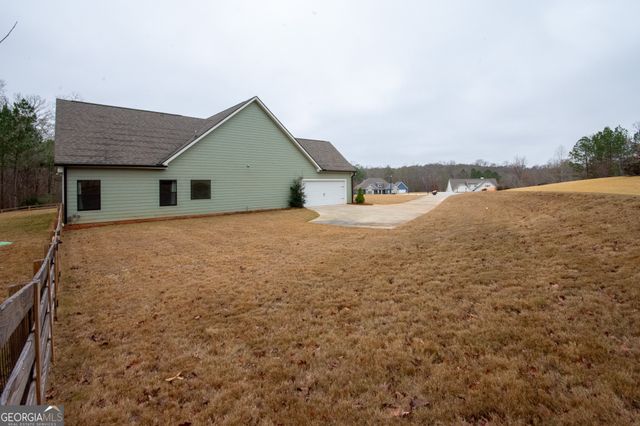 298 Walden Pond Trail, Senoia, GA 30276