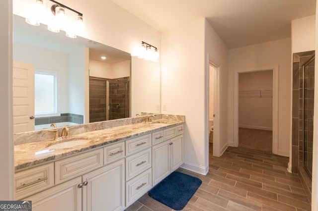 298 Walden Pond Trail, Senoia, GA 30276