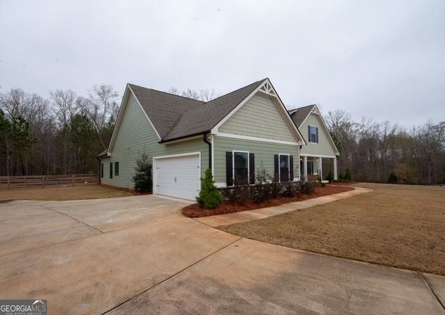 298 Walden Pond Trail, Senoia, GA 30276