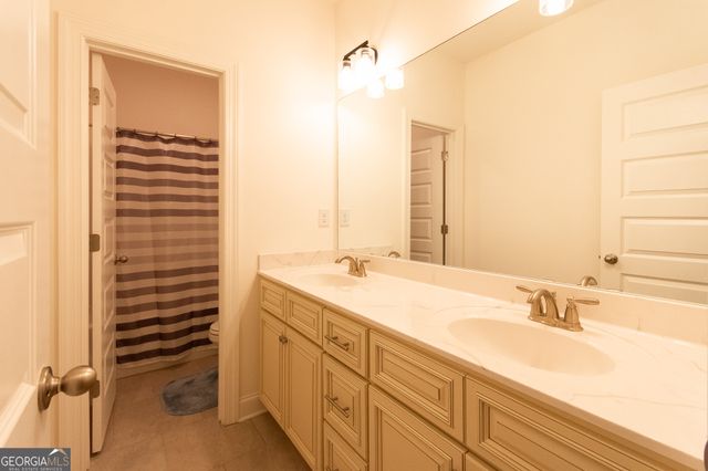 298 Walden Pond Trail, Senoia, GA 30276