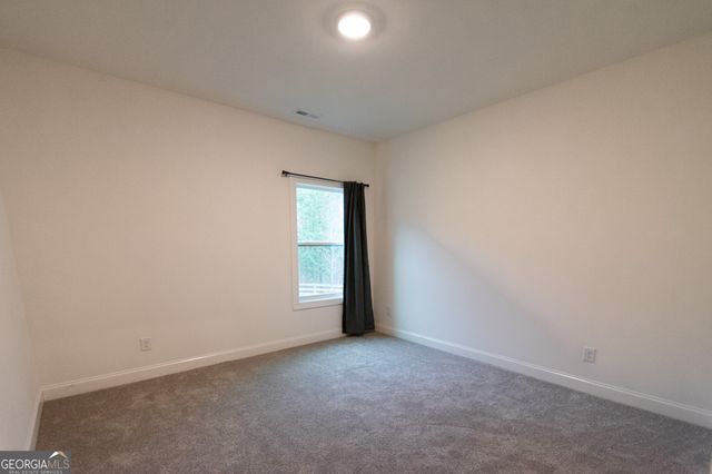 298 Walden Pond Trail, Senoia, GA 30276