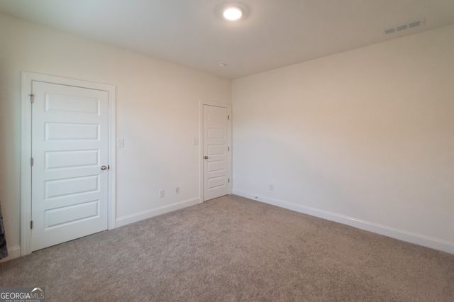 298 Walden Pond Trail, Senoia, GA 30276