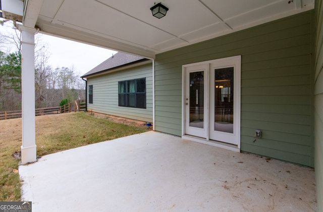 298 Walden Pond Trail, Senoia, GA 30276
