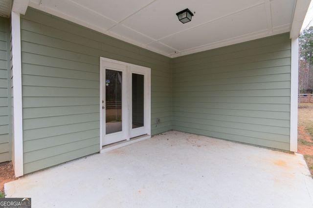 298 Walden Pond Trail, Senoia, GA 30276