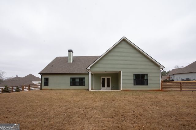 298 Walden Pond Trail, Senoia, GA 30276