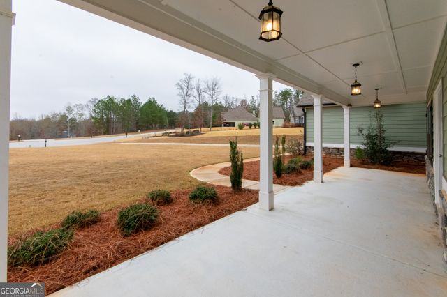 298 Walden Pond Trail, Senoia, GA 30276