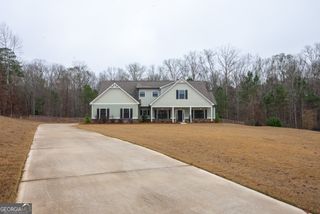 298 Walden Pond Trail, Senoia, GA 30276