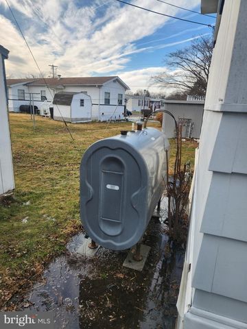 802 9TH AVE, Wilmington, DE 19808