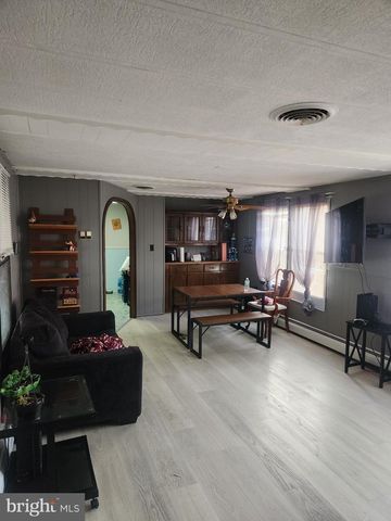 802 9TH AVE, Wilmington, DE 19808