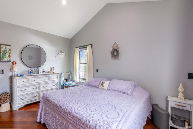 220 N Jefferson Street, Nashville, IN 47448