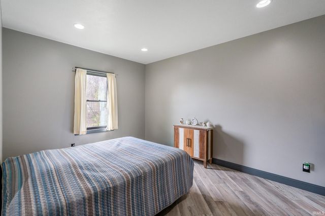 220 N Jefferson Street, Nashville, IN 47448