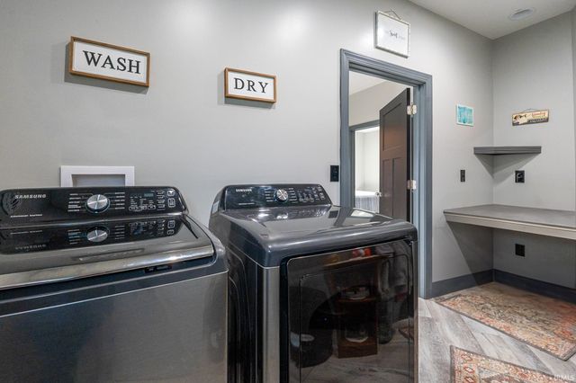 220 N Jefferson Street, Nashville, IN 47448