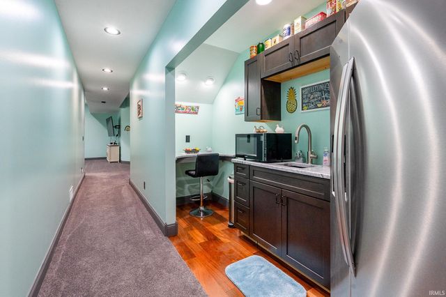 220 N Jefferson Street, Nashville, IN 47448