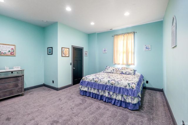 220 N Jefferson Street, Nashville, IN 47448