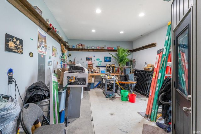 220 N Jefferson Street, Nashville, IN 47448