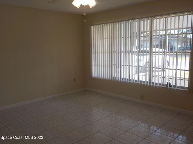 636 Hampton Drive NE, Palm Bay, FL 32905