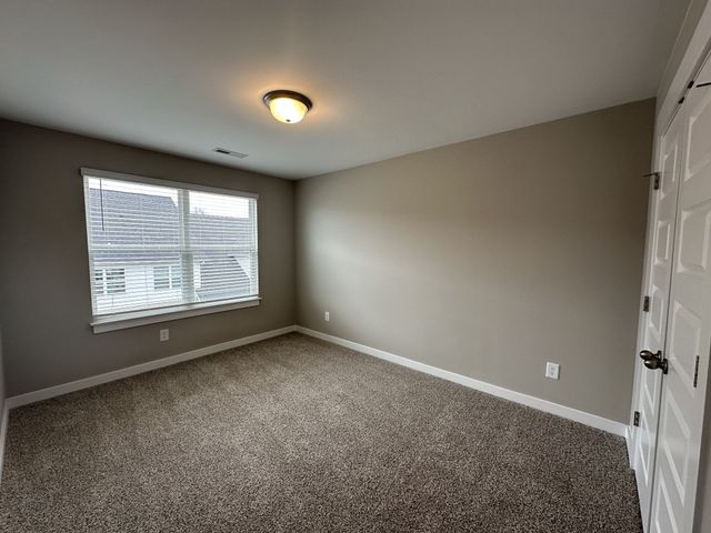 1428 Vanner Ct, Gallatin, TN 37066