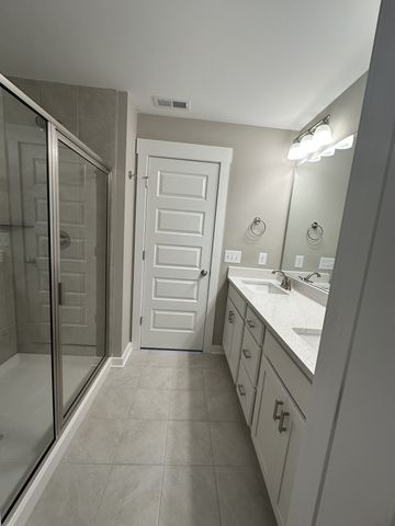 1428 Vanner Ct, Gallatin, TN 37066