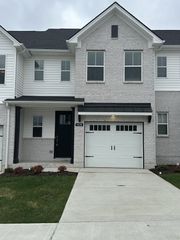 1428 Vanner Ct, Gallatin, TN 37066