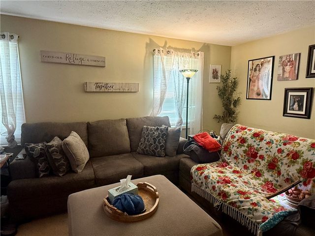 1 Woodsmeadow Lane, Brighton, NY 14623