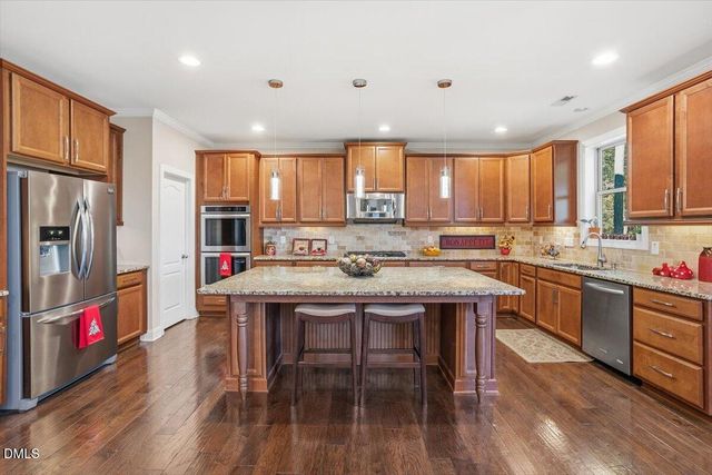 35 Rolling Meadows Lane, Chapel Hill, NC 27517