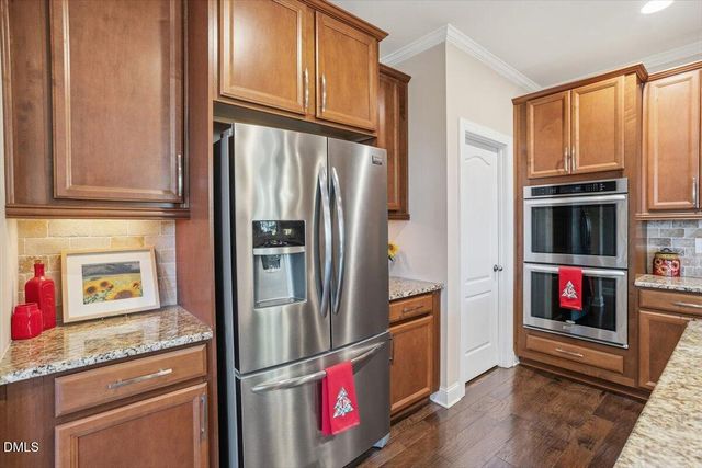 35 Rolling Meadows Lane, Chapel Hill, NC 27517