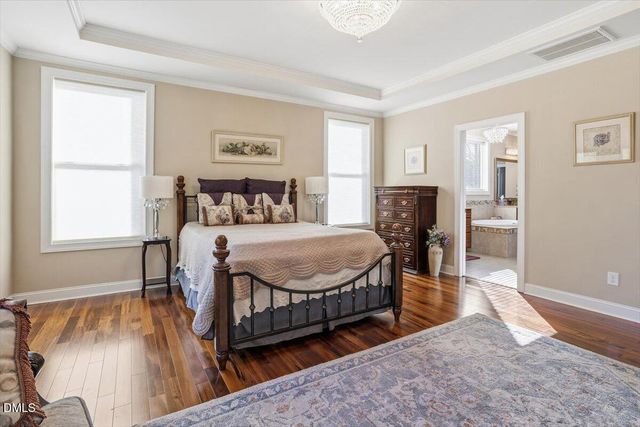 35 Rolling Meadows Lane, Chapel Hill, NC 27517