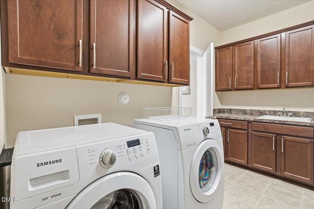 35 Rolling Meadows Lane, Chapel Hill, NC 27517