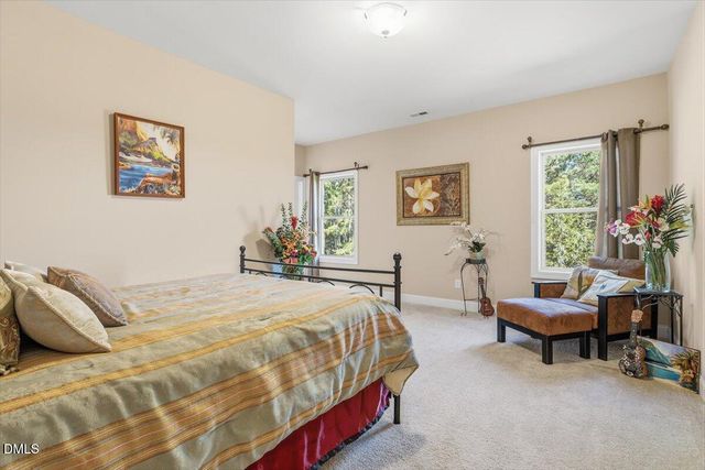 35 Rolling Meadows Lane, Chapel Hill, NC 27517