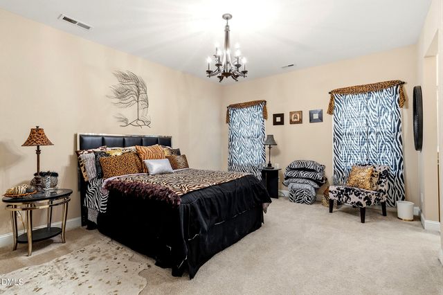 35 Rolling Meadows Lane, Chapel Hill, NC 27517