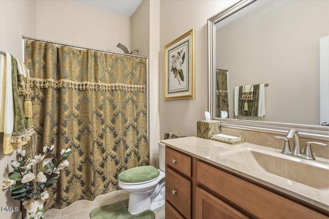 35 Rolling Meadows Lane, Chapel Hill, NC 27517