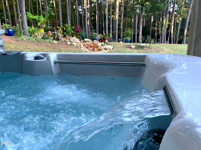 35 Rolling Meadows Lane, Chapel Hill, NC 27517