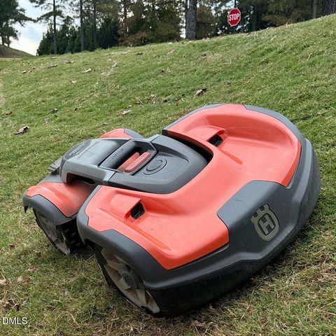 35 Rolling Meadows Lane, Chapel Hill, NC 27517