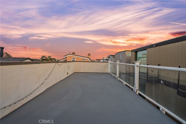 3933 Sunset Lane, Oxnard, CA 93035
