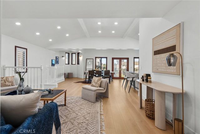 3933 Sunset Lane, Oxnard, CA 93035