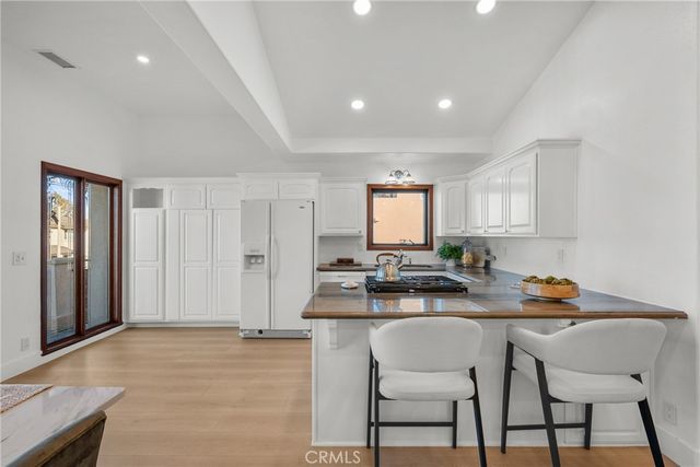 3933 Sunset Lane, Oxnard, CA 93035