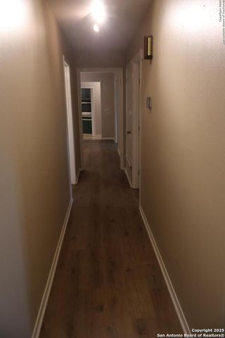405 Kimberly Dr, Universal City, TX 78148