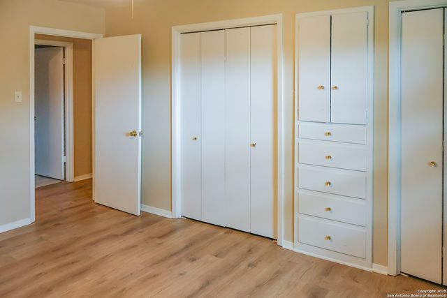 405 Kimberly Dr, Universal City, TX 78148