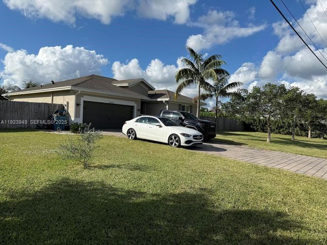 30660 SW 193rd Ave, Homestead, FL 33030