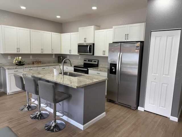 30660 SW 193rd Ave, Homestead, FL 33030