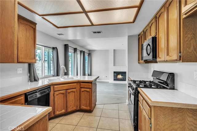 16933 Farwell, Fontana, CA 92336