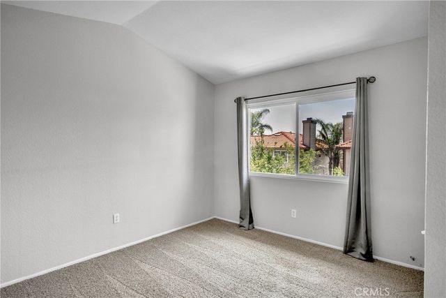 16933 Farwell, Fontana, CA 92336